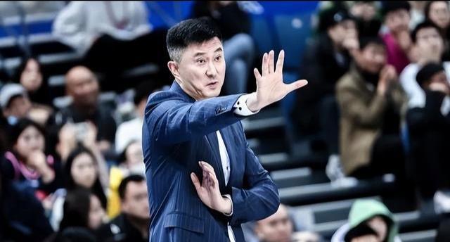 乐鱼体育下载-CBA常规赛广东客场86-99不敌山东